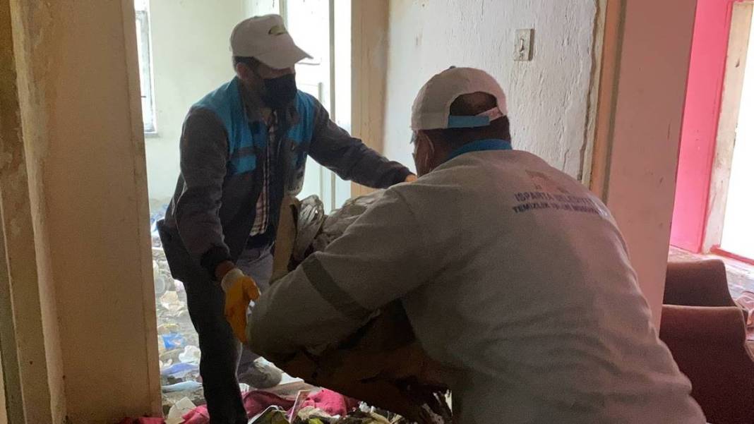 Kiraya verdiği evin son halini gören kadın, hüngür hüngür ağladı! Bu kadarını hiç kimse tahmin edemezdi 15